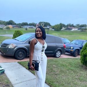 Meet your Posher, Madeline